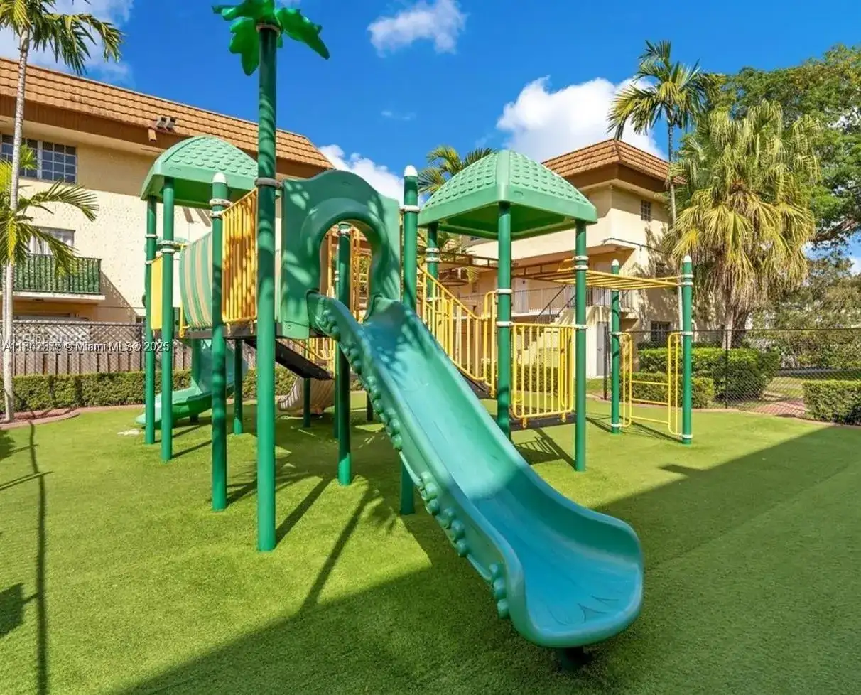 8600 SW 109th Ave # 216, Miami FL 33173 photo 4