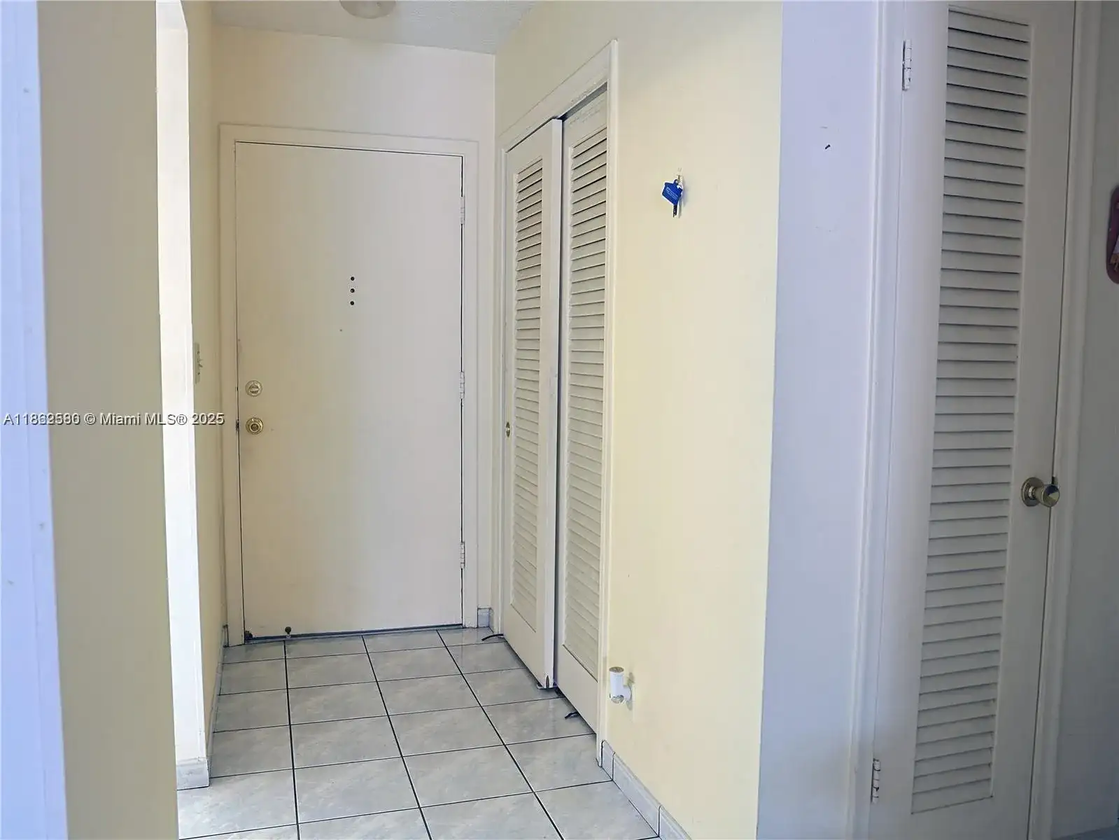 319 NE 14th Ave # 505, Hallandale Beach FL 33009 photo 4
