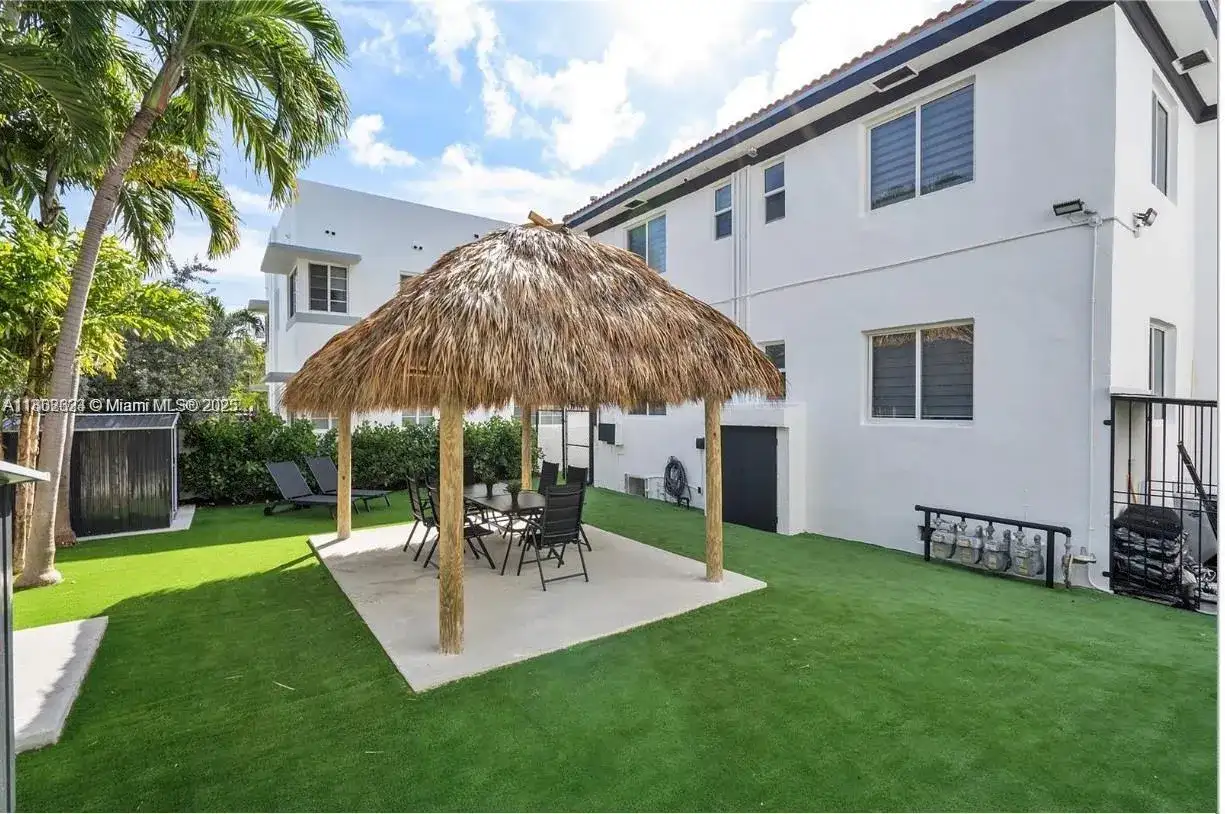 815 W 39th St # 1, Miami Beach FL 33140 photo 4
