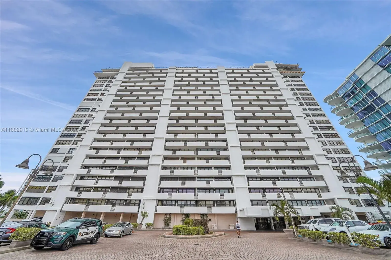 936 Intracoastal Dr # 20E, Fort Lauderdale FL 33304