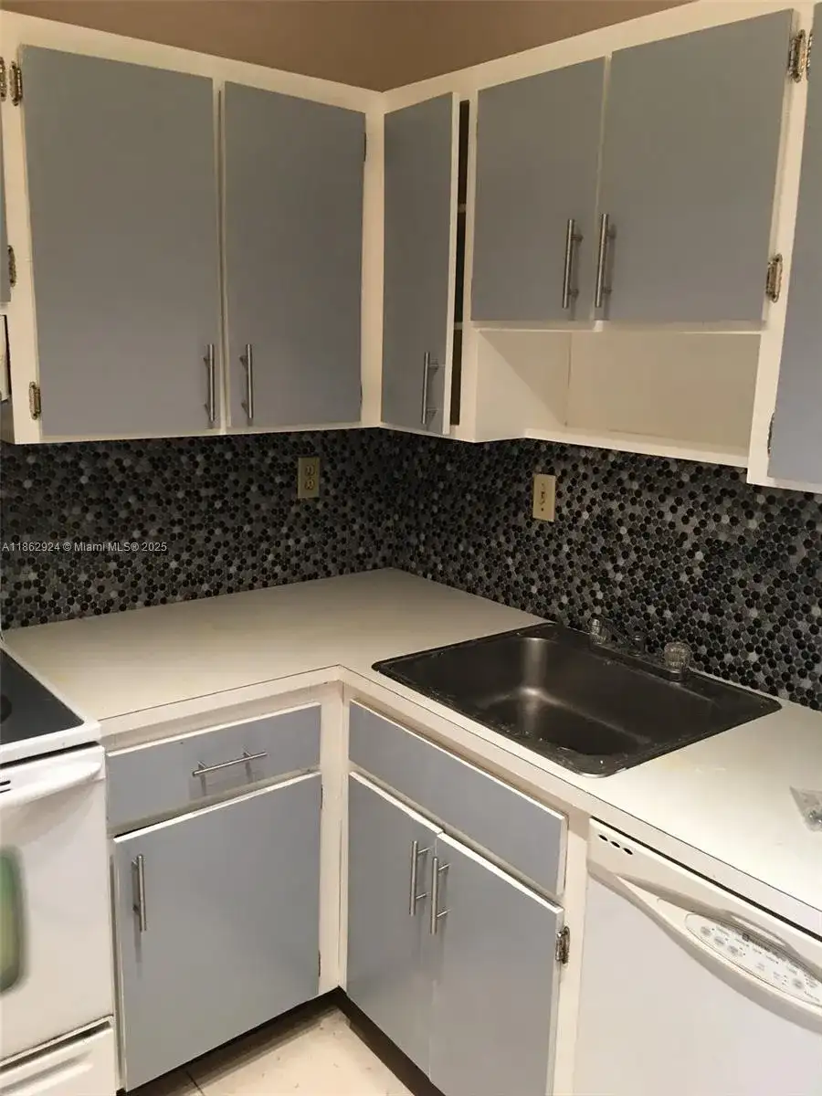 3582 NE 171st St # 203, North Miami Beach FL 33160 photo 5