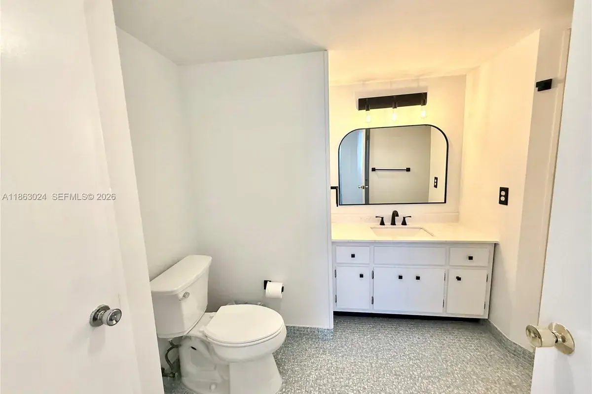 1351 NE Miami Gardens Dr # 626E, Miami FL 33179
