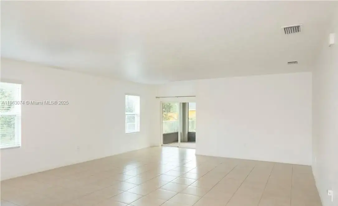 2802 40TH ST SW, Lehigh Acres FL 33976 photo 4