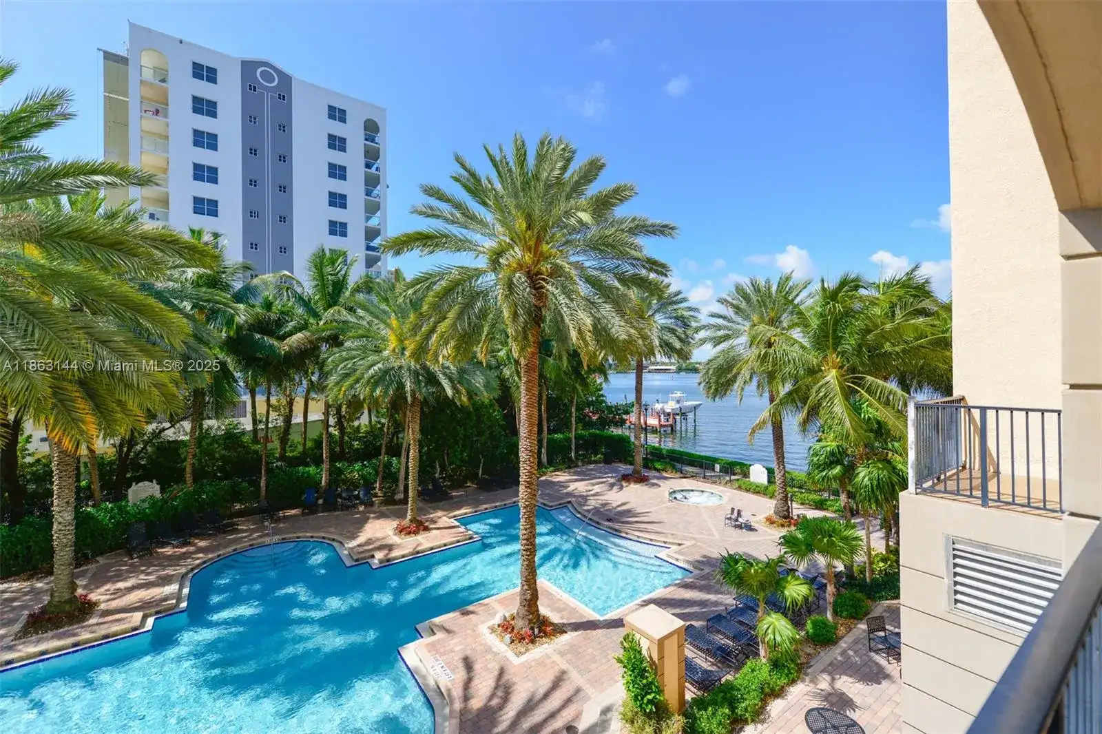17100 N Bay Rd # 1303, Sunny Isles Beach FL 33160 photo 2
