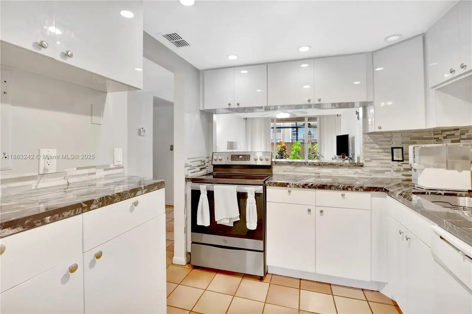 10525 SW 112th Ave # 117, Miami FL 33176 photo 4