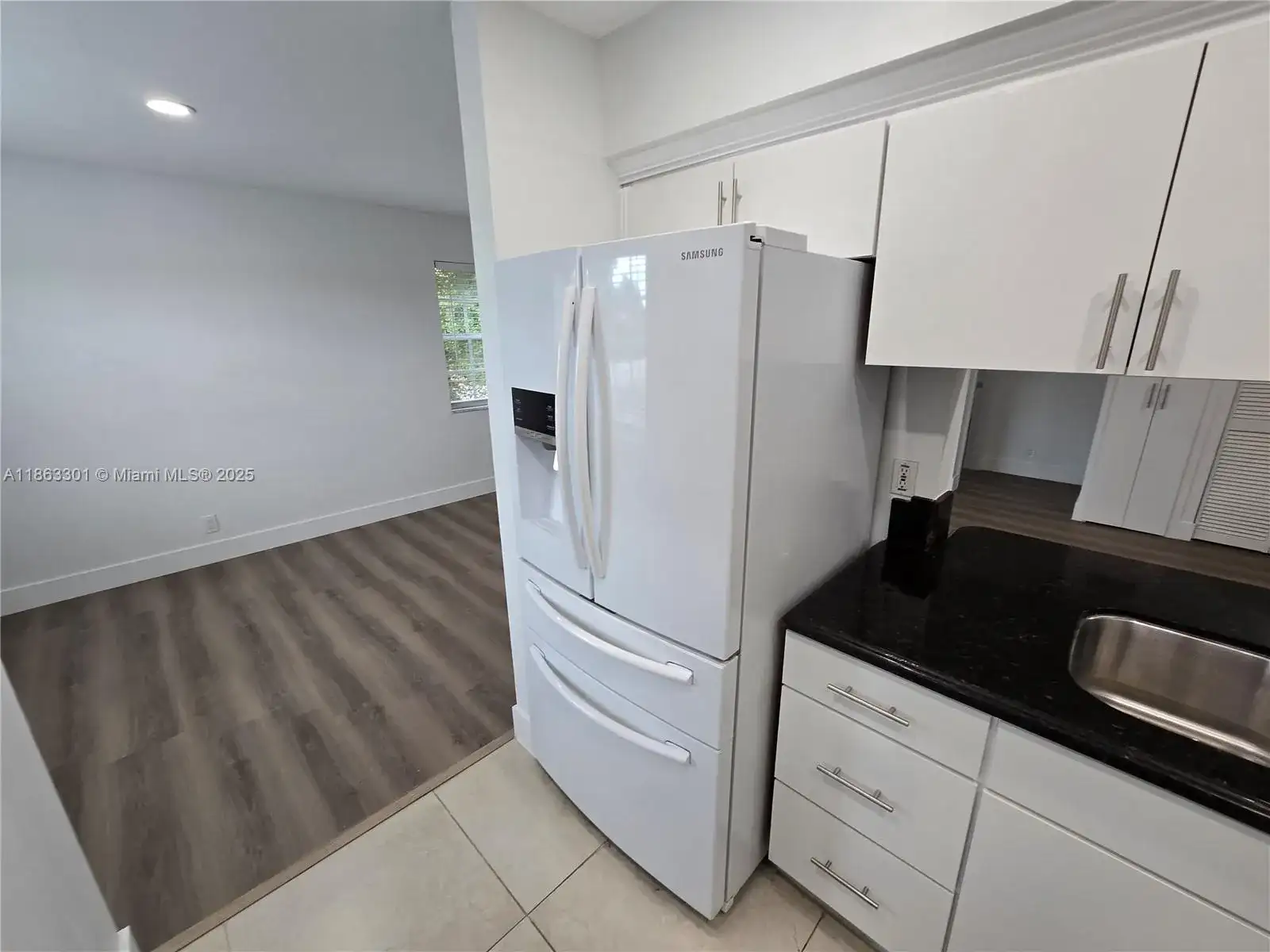 8886 SW 3rd St # 202, Pembroke Pines FL 33025 photo 2