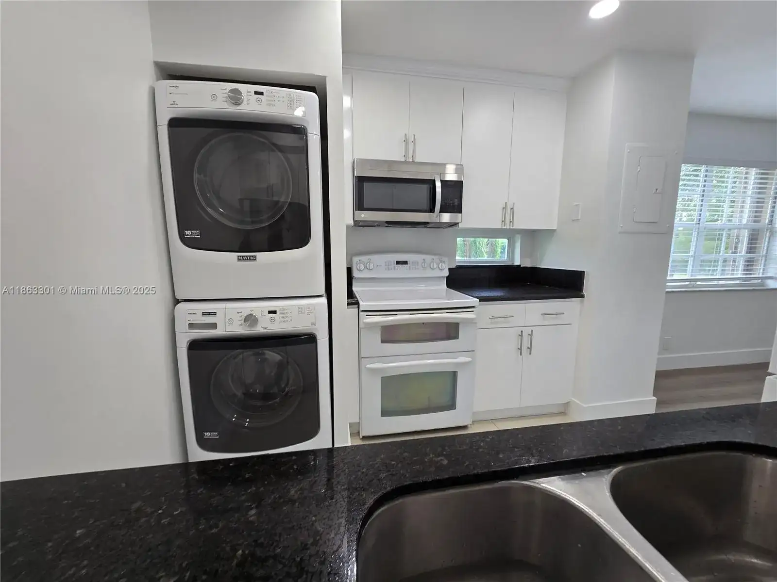 8886 SW 3rd St # 202, Pembroke Pines FL 33025 photo 3