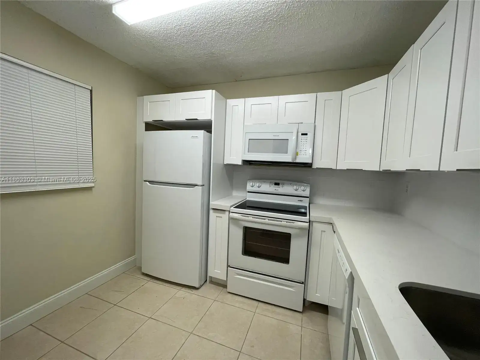 3470 Foxcroft Rd # 111, Miramar FL 33025 photo 5