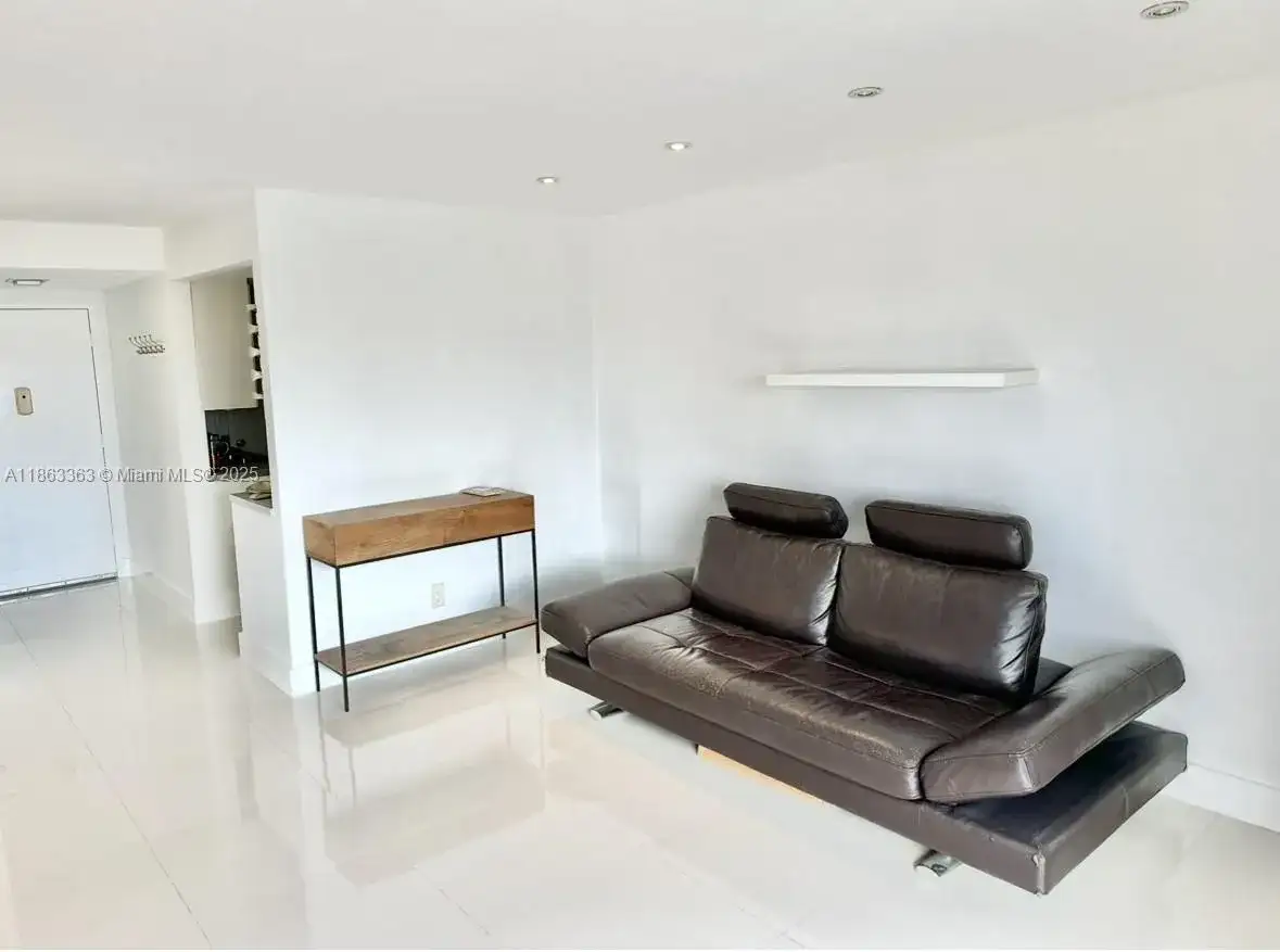8400 Byron Ave # 5D, Miami Beach FL 33141 photo 5