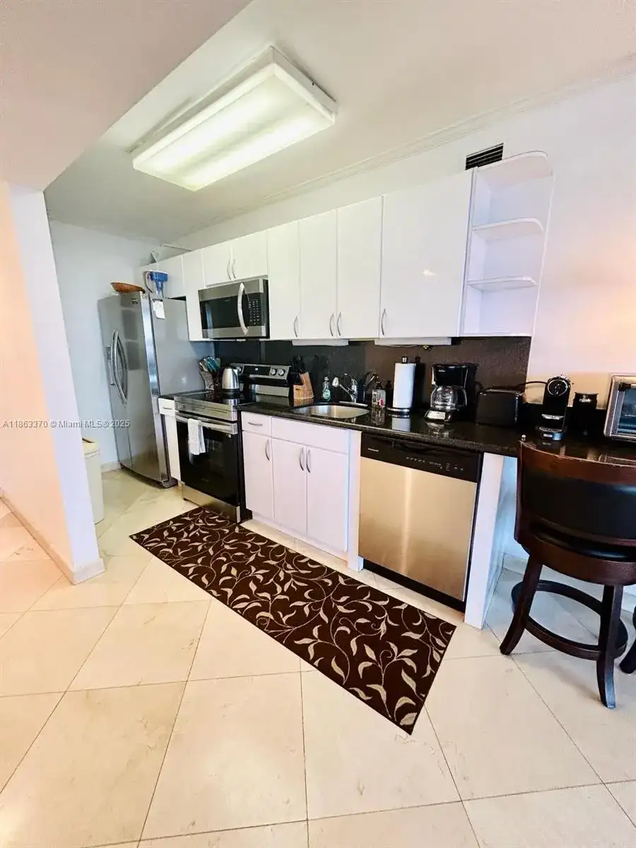 100 Lincoln Rd # 1034, Miami Beach FL 33139 photo 5