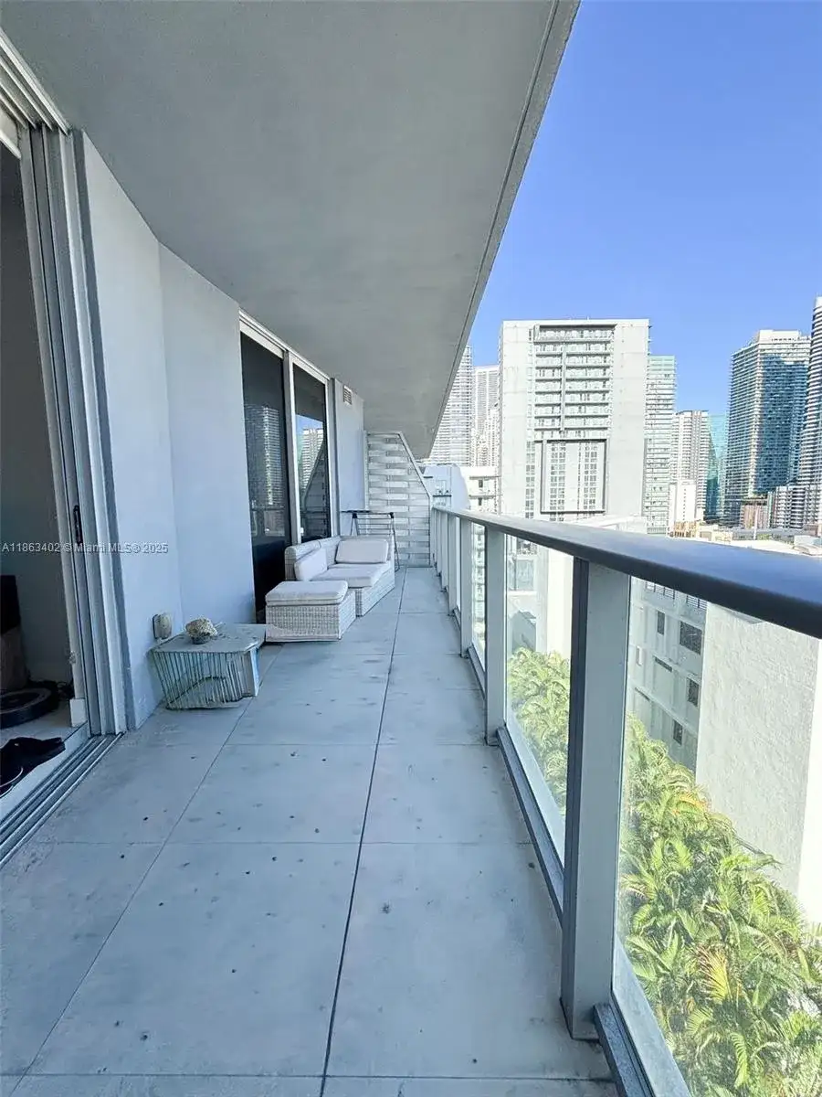 1010 SW 2 AVE # 1110, Miami FL 33130 photo 4