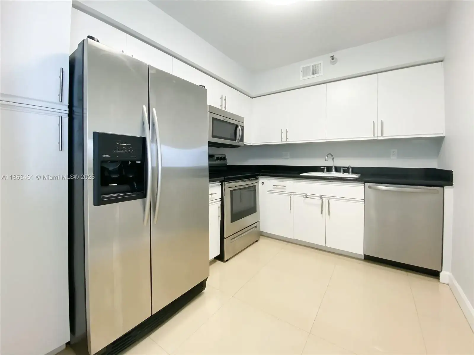 3400 NE 192nd St, Aventura FL 33180 photo 2