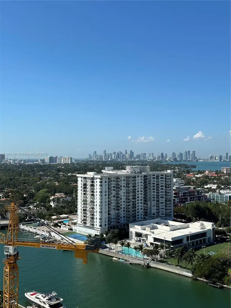 4401 Collins Ave, Miami Beach FL 33140 photo 4