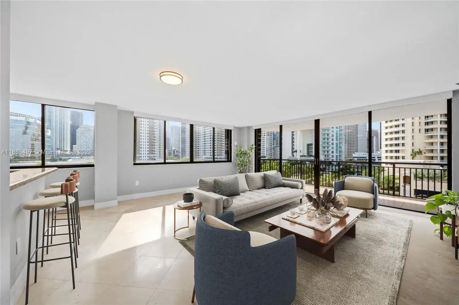 540 Brickell Key Dr # 815, Miami FL 33131 photo 2