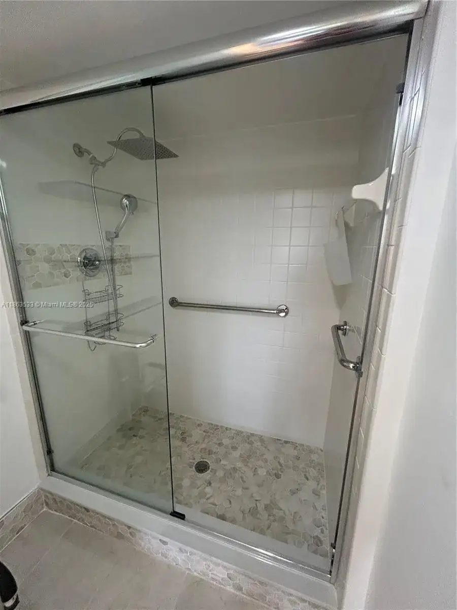 901 SW 141st Ave # 409M, Pembroke Pines FL 33027 photo 4