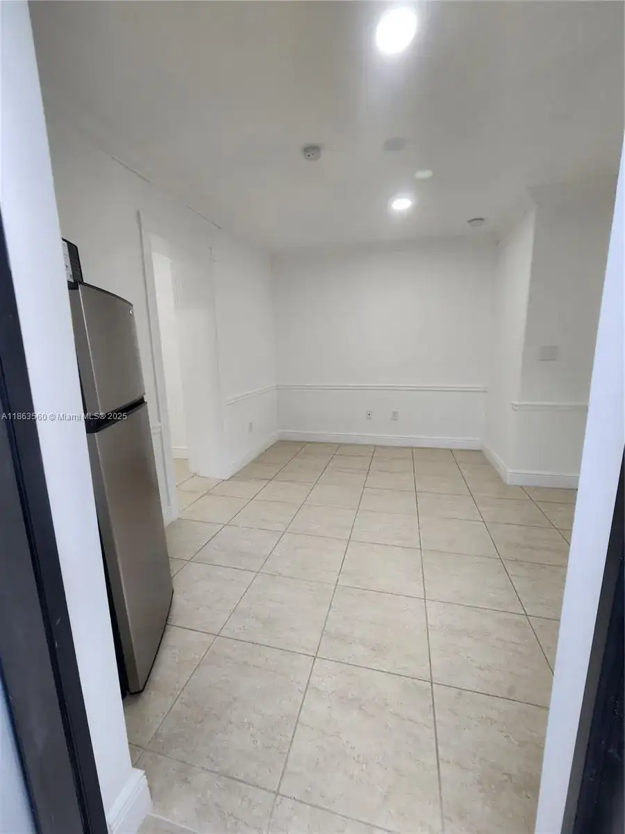 645 NW 7th Ave # 3, Homestead FL 33030 photo 2