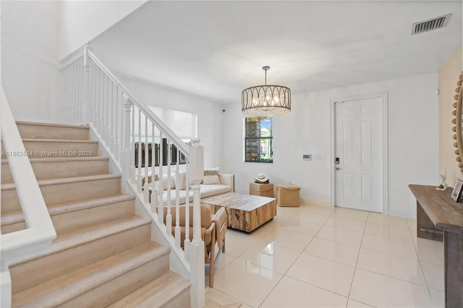 9974 NW 86th Ter, Doral FL 33178 photo 5