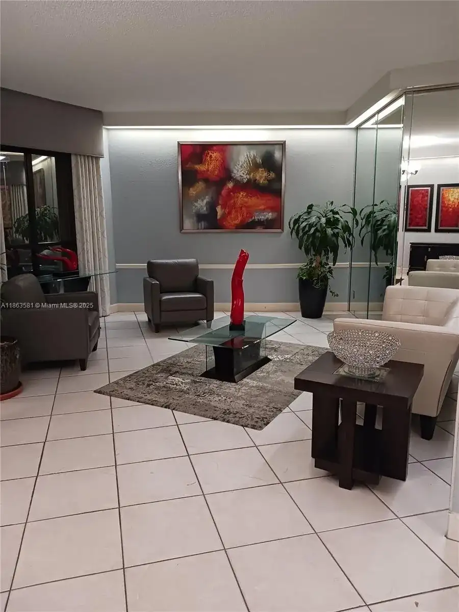 1000 St Charles Pl # 615, Pembroke Pines FL 33026 photo 4