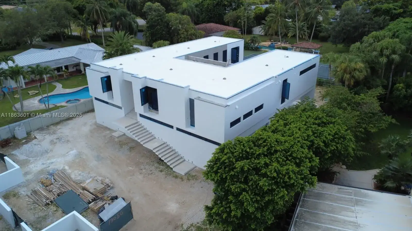 13050 SW 103 Ave, Miami FL 33176 photo 2