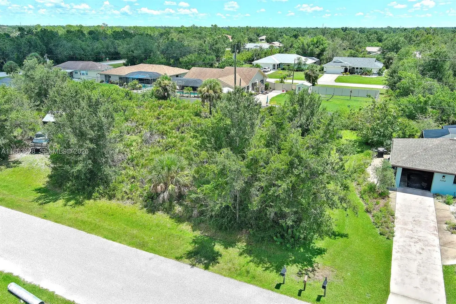 7296 SKYCREST ST, Other City - In The State Of Florida FL 34224 photo 2