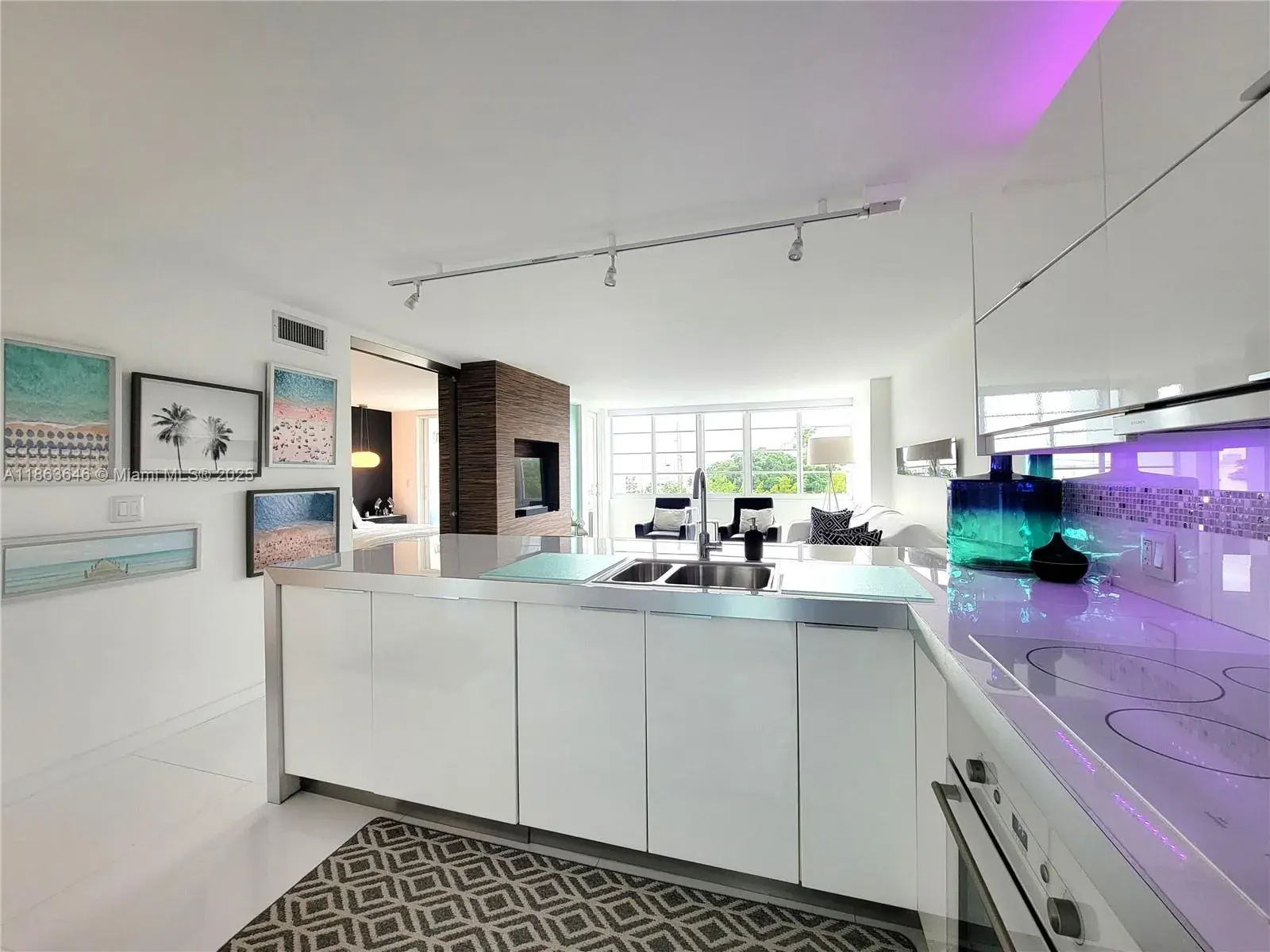 1670 Lincoln Ct # 3B, Miami Beach FL 33139