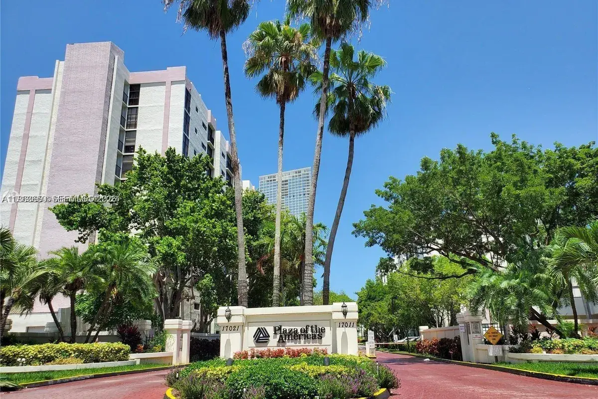 17021 N Bay Rd # 126, Sunny Isles Beach FL 33160