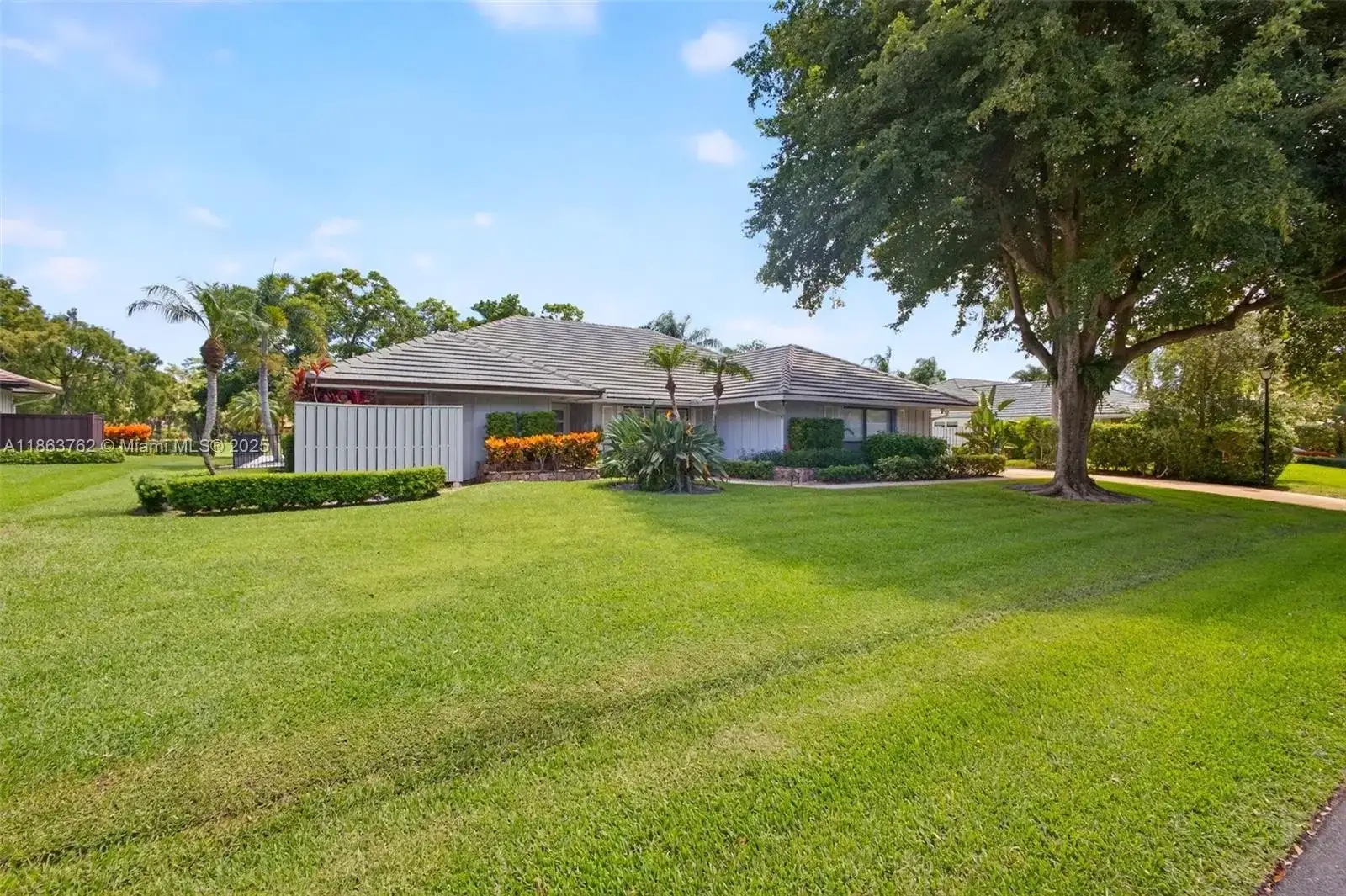 15 W Balfour Rd, Palm Beach Gardens FL 33418 photo 4