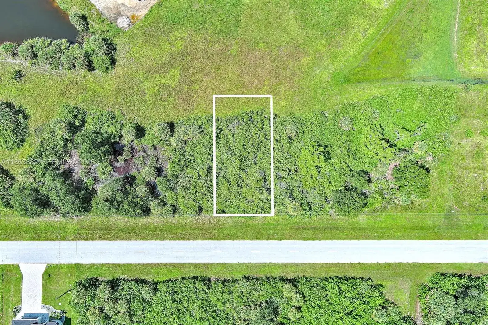 316 Sunset Rd, Other City - In The State Of Florida FL 33947