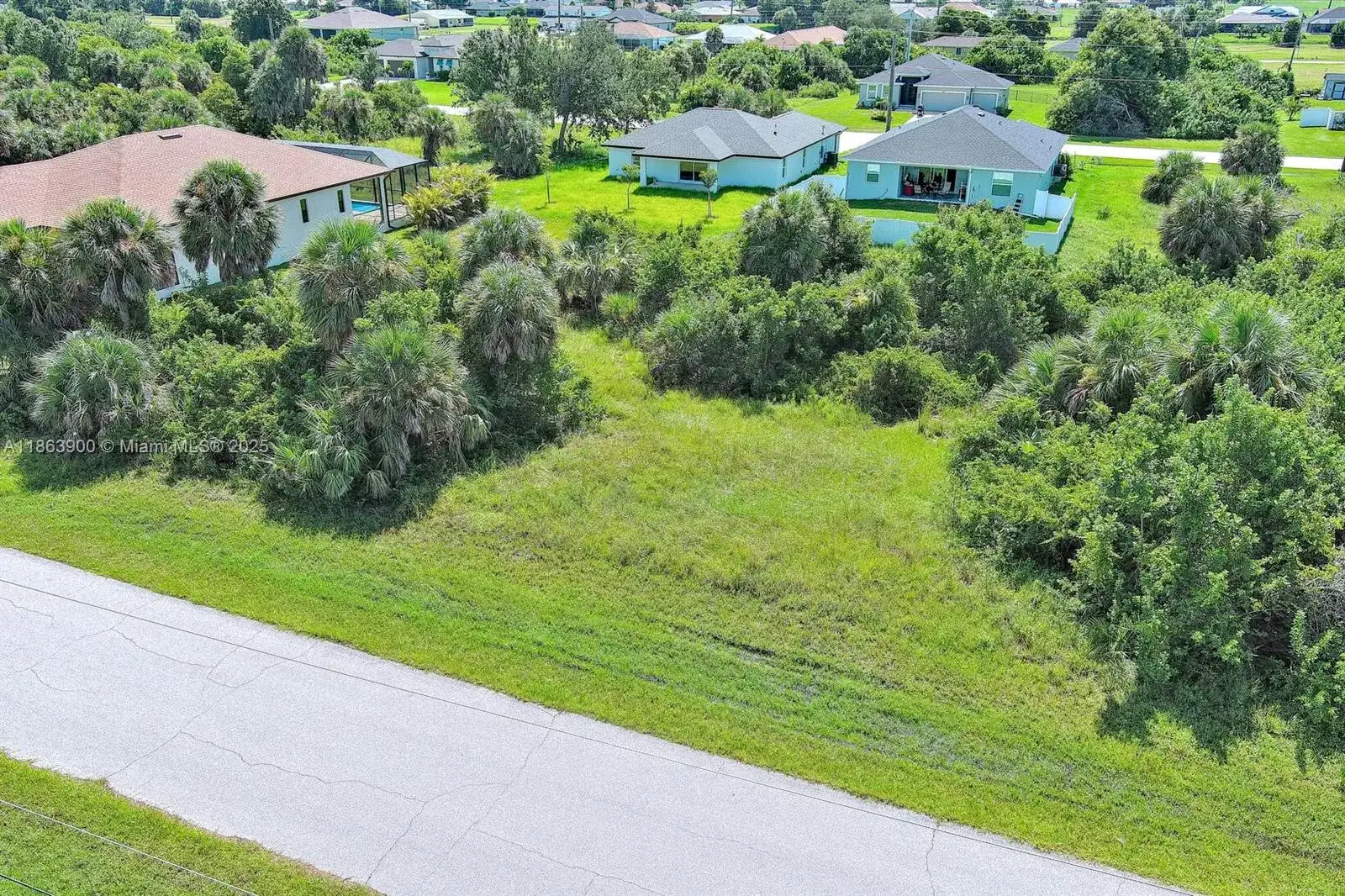 148 Spring Dr, Other City - In The State Of Florida FL 33947 photo 5