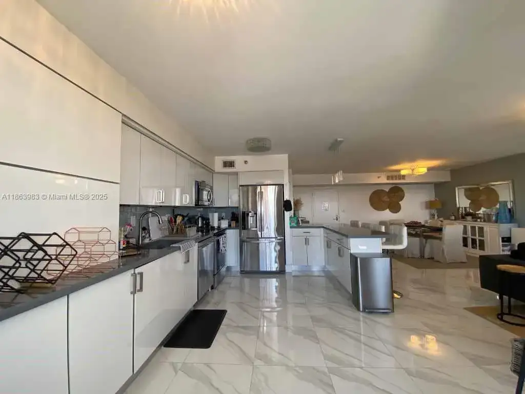 3530 Mystic Pointe Dr # 3014, Aventura FL 33180 photo 3