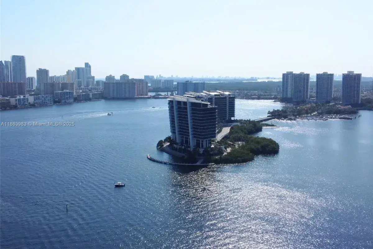 3530 Mystic Pointe Dr # 3014, Aventura FL 33180