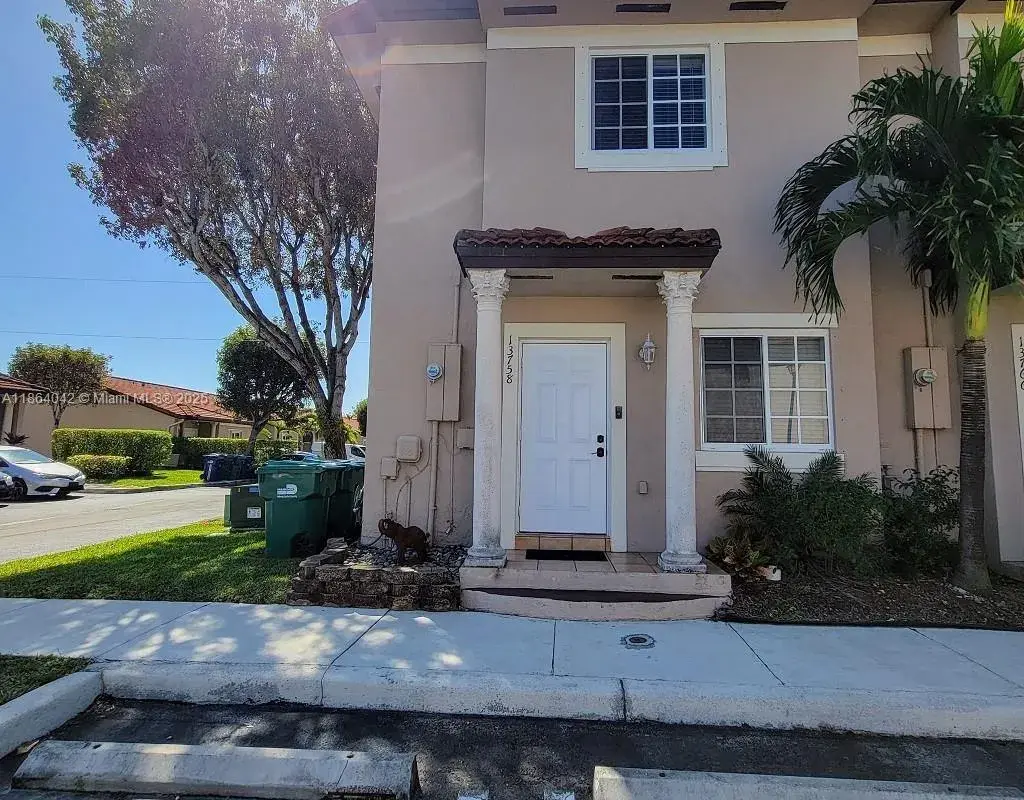 13758 SW 170th Ln, Miami FL 33177