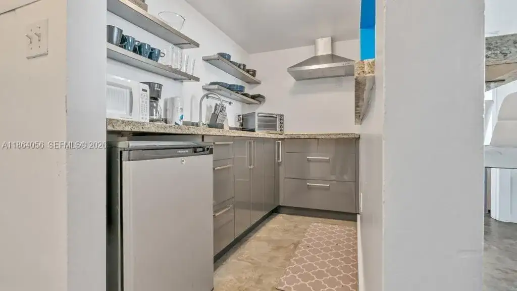 865 Collins Ave # 207, Miami Beach FL 33139 photo 2