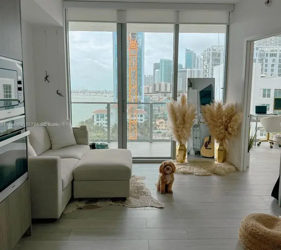 2900 NE 7th Ave # 1008, Miami FL 33137