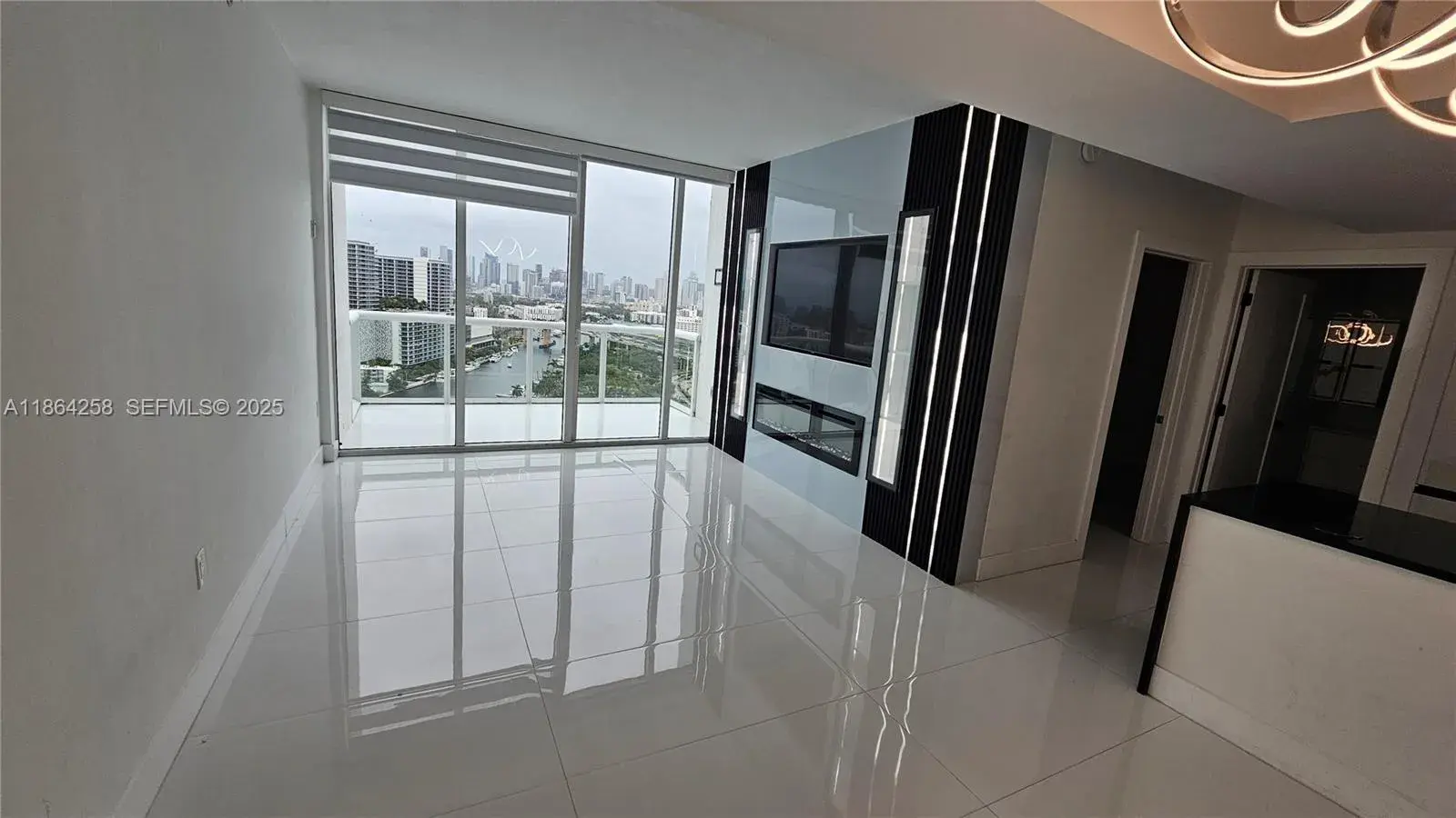 1861 NW North River Dr # 11, Miami FL 33125