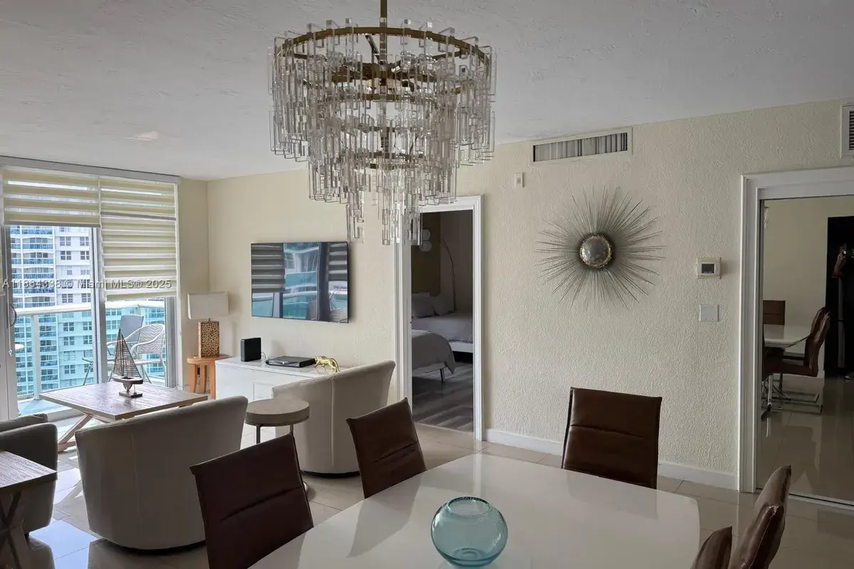 3801 S Ocean Dr # 14V, Hollywood FL 33019