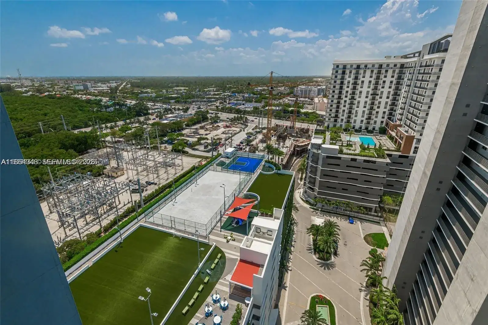 16385 Biscayne Blvd # 2118, North Miami Beach FL 33160 photo 4