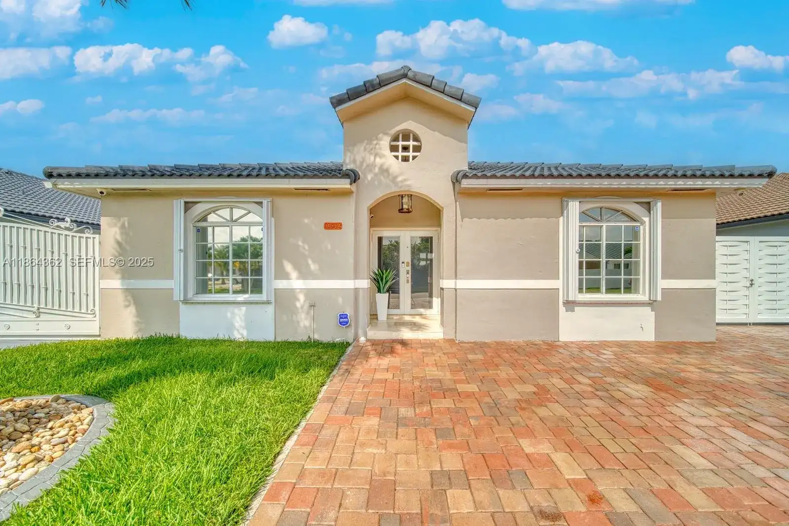 16886 SW 143rd Pl, Miami FL 33177 photo 3