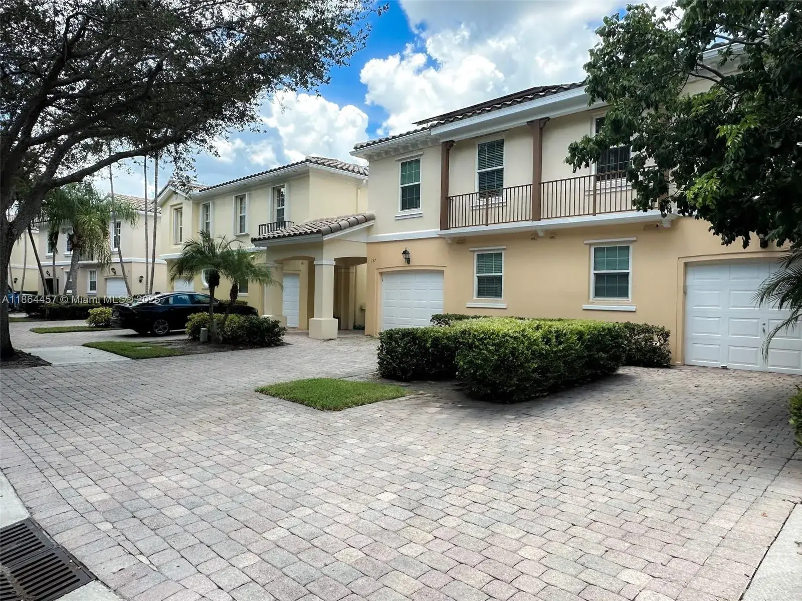 197 E Santa Barbara Way, Palm Beach Gardens FL 33410