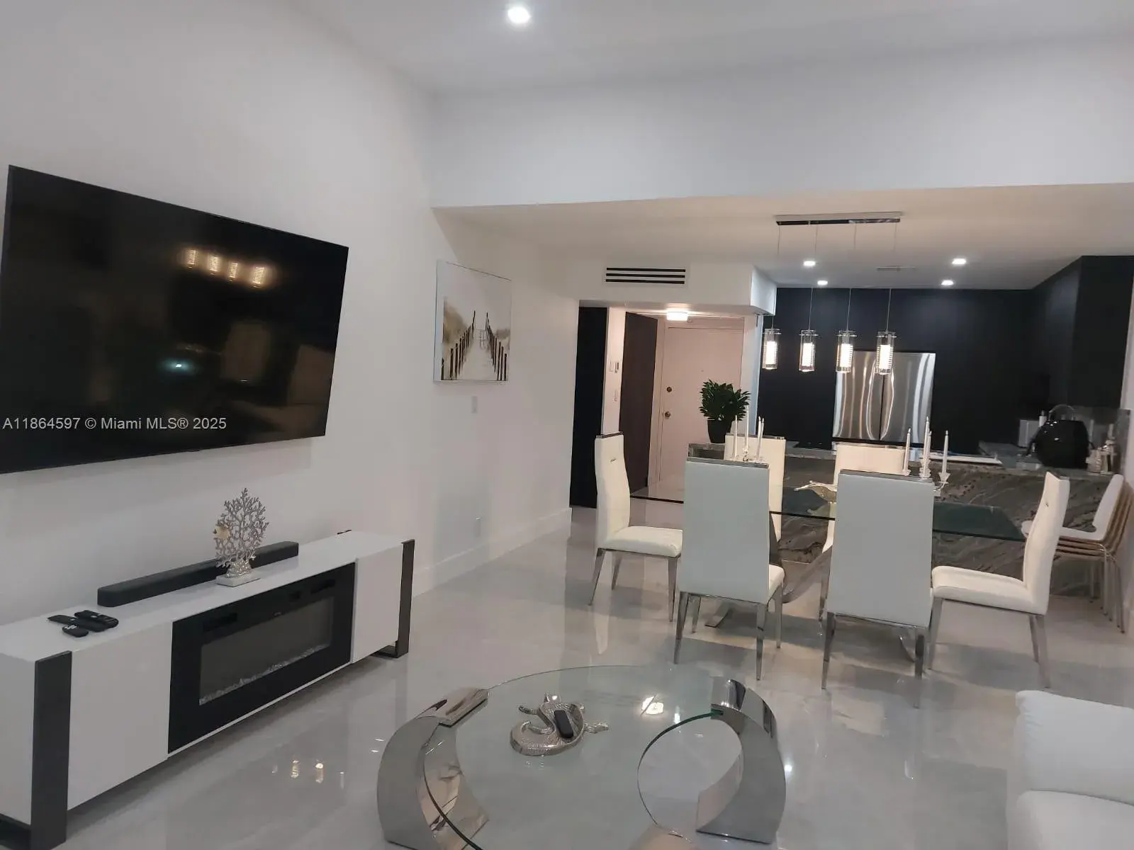 3180 S Ocean Dr # 1721, Hallandale Beach FL 33009