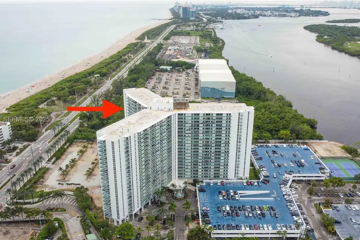 100 Bayview Dr # 2014, Sunny Isles Beach FL 33160