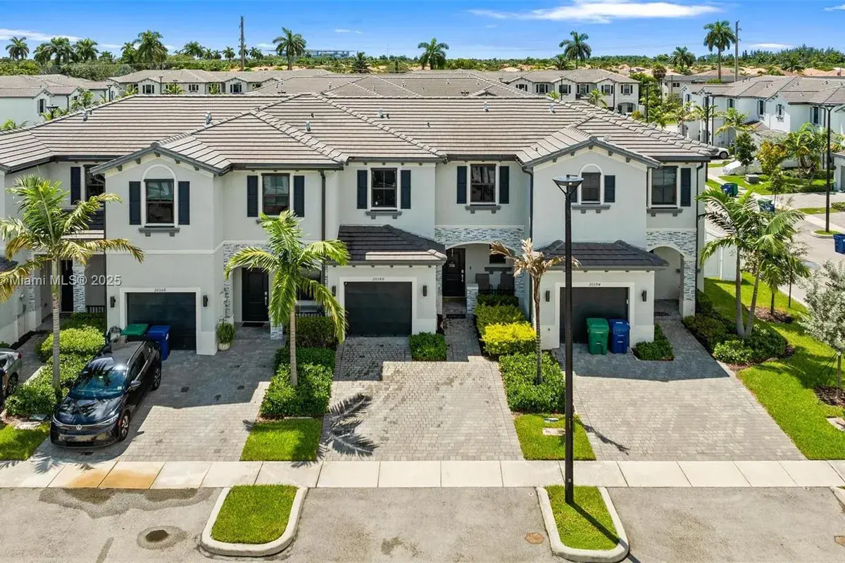 20380 NW 5th Ct, Miami Gardens FL 33169