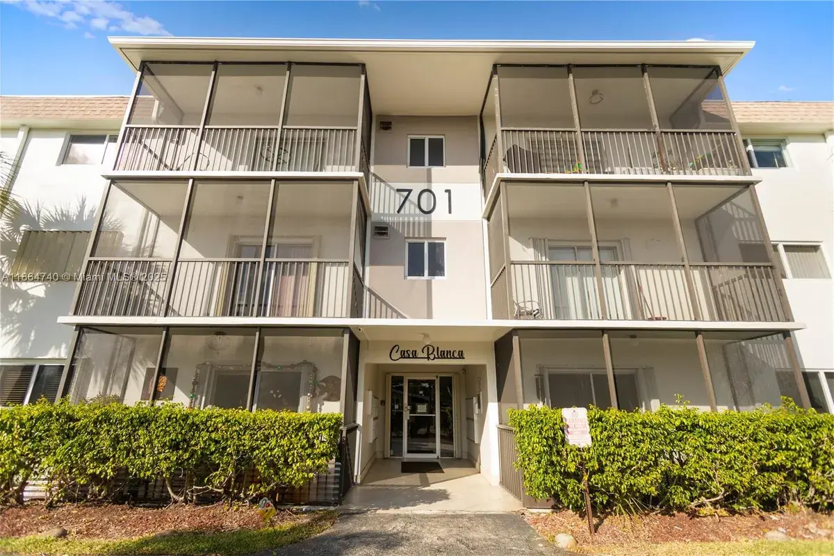 701 NE 1st Ct # 209, Hallandale Beach FL 33009