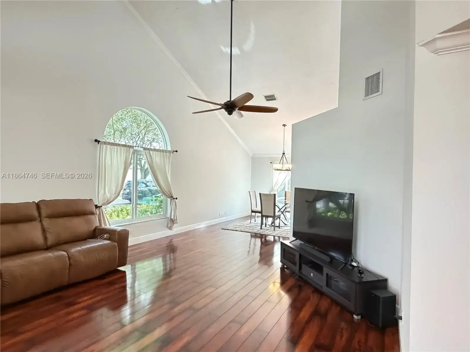 10202 Caracas St, Cooper City FL 33026 photo 2
