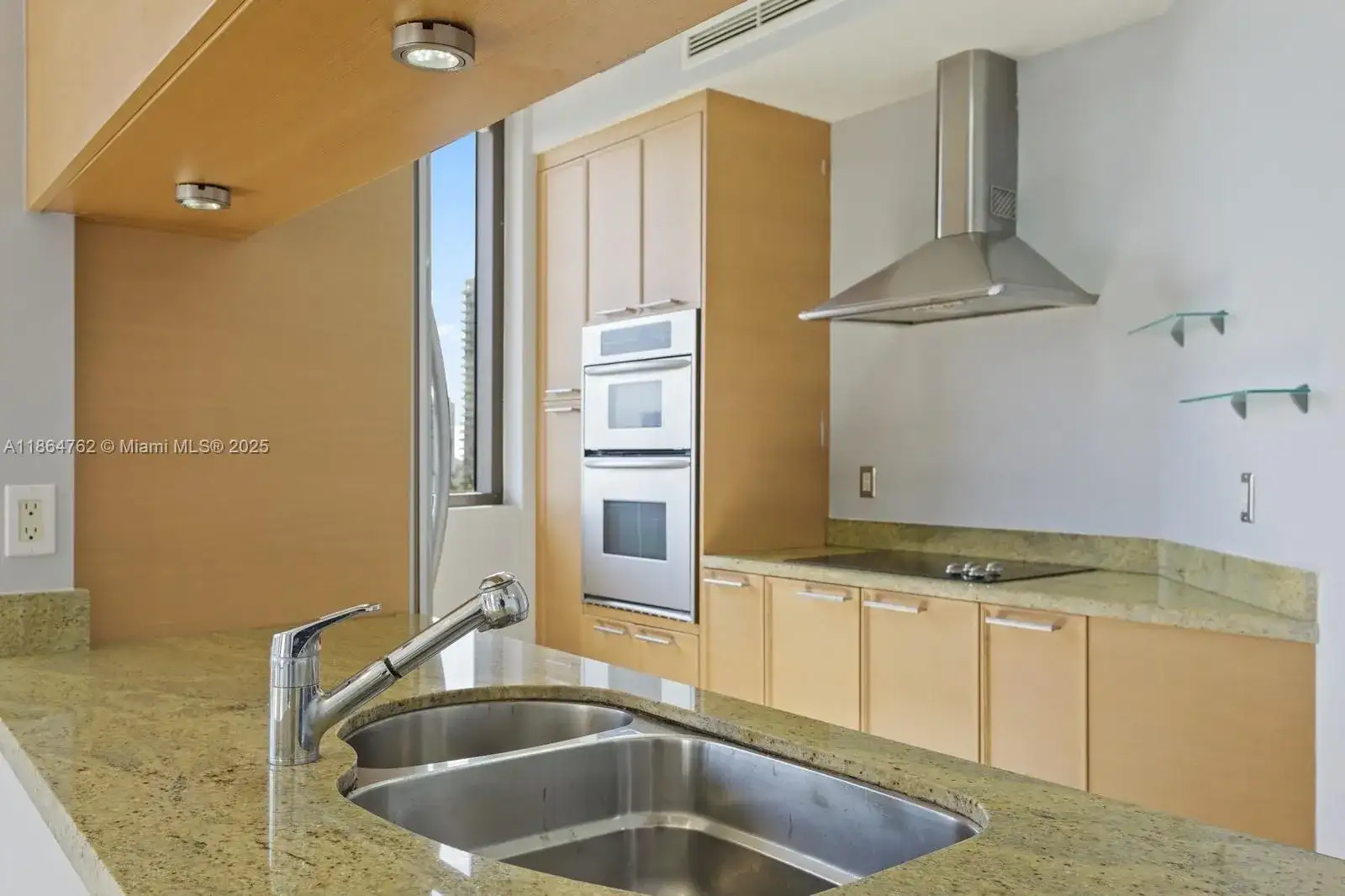 16275 Collins Ave # 904, Sunny Isles Beach FL 33160 photo 5