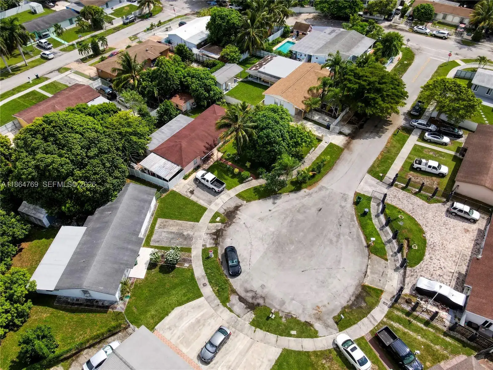 15825 SW 305th Ter, Homestead FL 33033 photo 2