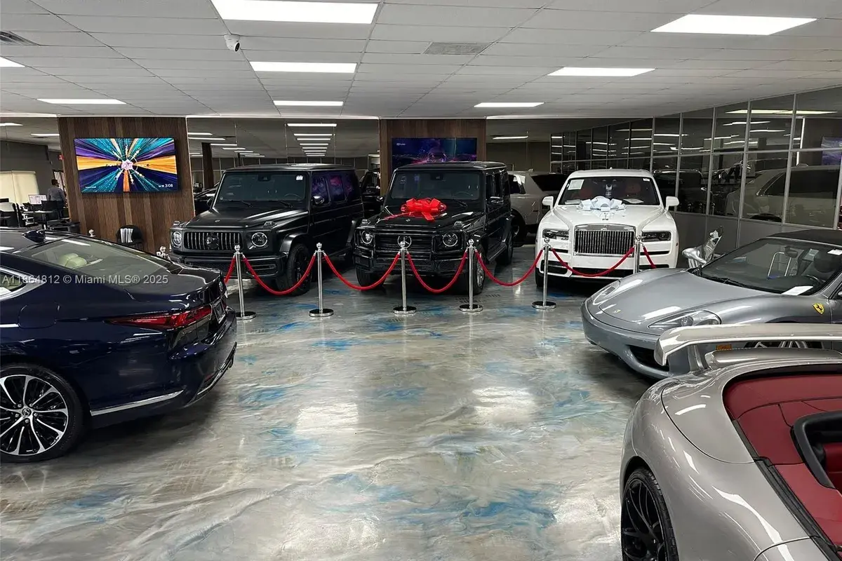 601 N State Road 7, Plantation FL 33317