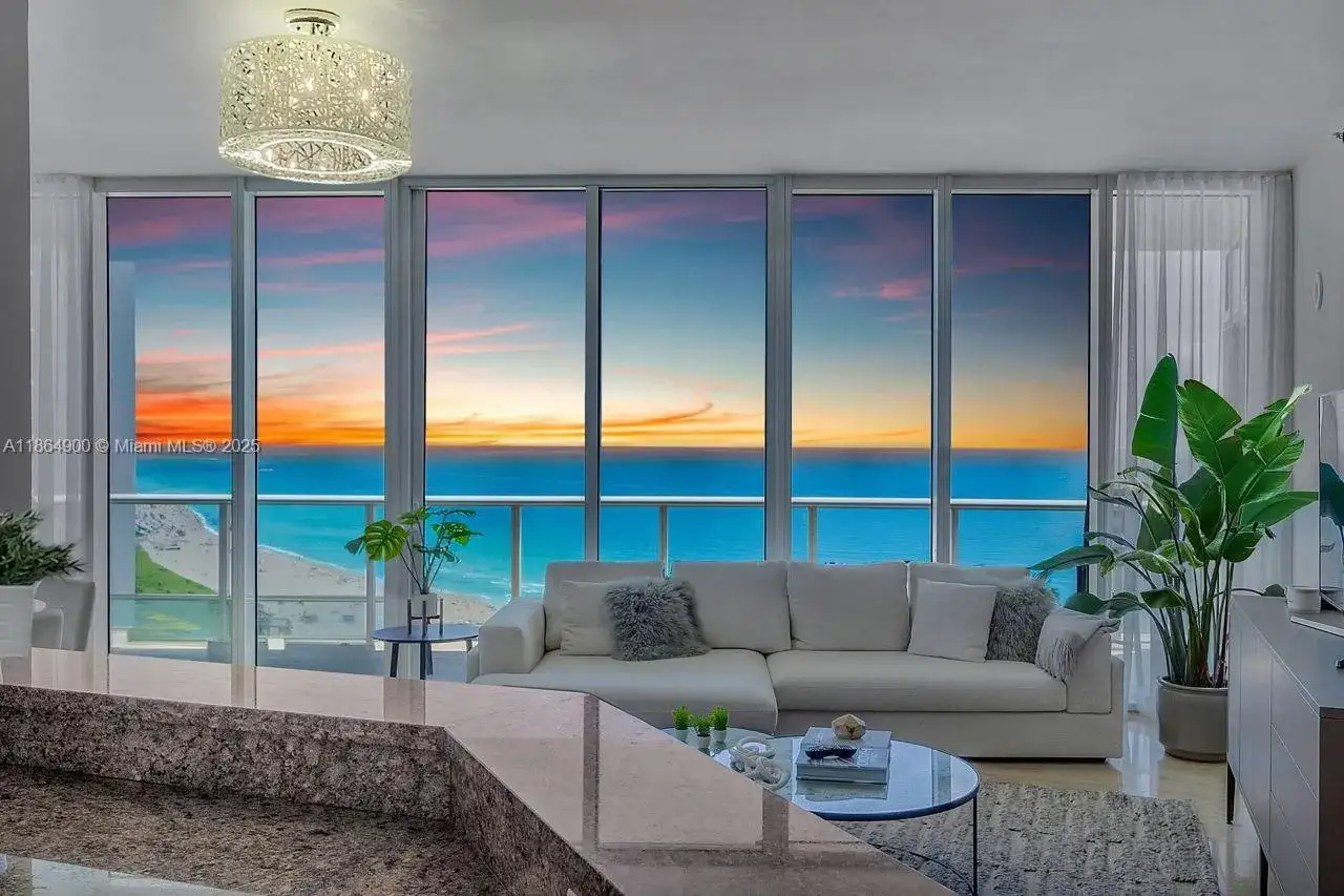 100 S Pointe Dr # 2208, Miami Beach FL 33139 photo 2