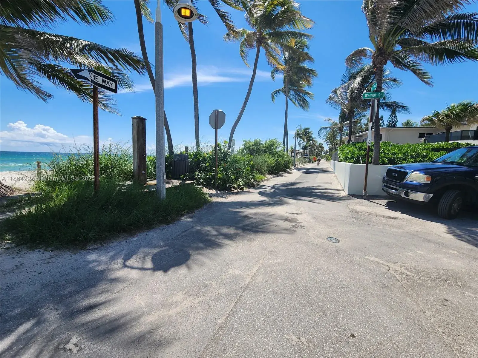 315 Walnut St # 2, Hollywood FL 33019