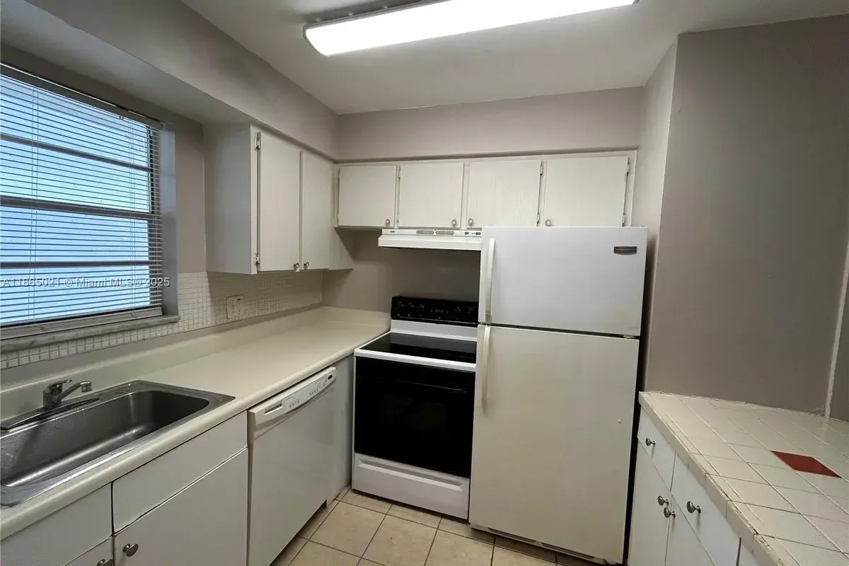6505 Winfield Blvd # 18, Margate FL 33063
